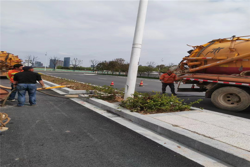 青湖路街道雨水管道清淤-污水管道清洗