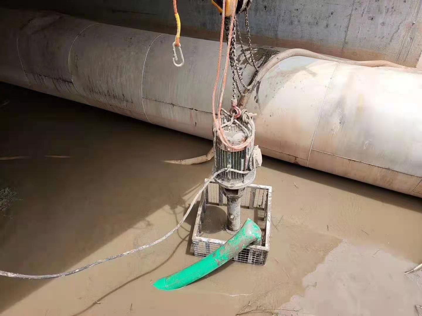 青湖路街道工业管道清理